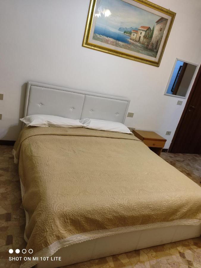 メストレ B＆B カポーニブラザーズ Bed & Breakfast エクステリア 写真